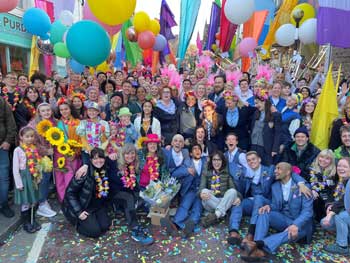 Cast and crew at the finale